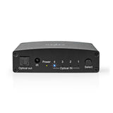 Digital Audio Switch | 4 utas | Csatlakozó bemenet_ DC táp / 4x TosLink | Csatlakozó kimenet_ TosLink Aljzat | Kézikönyv / Nyomó Gomb / Távvezérlő | Fém | Fekete