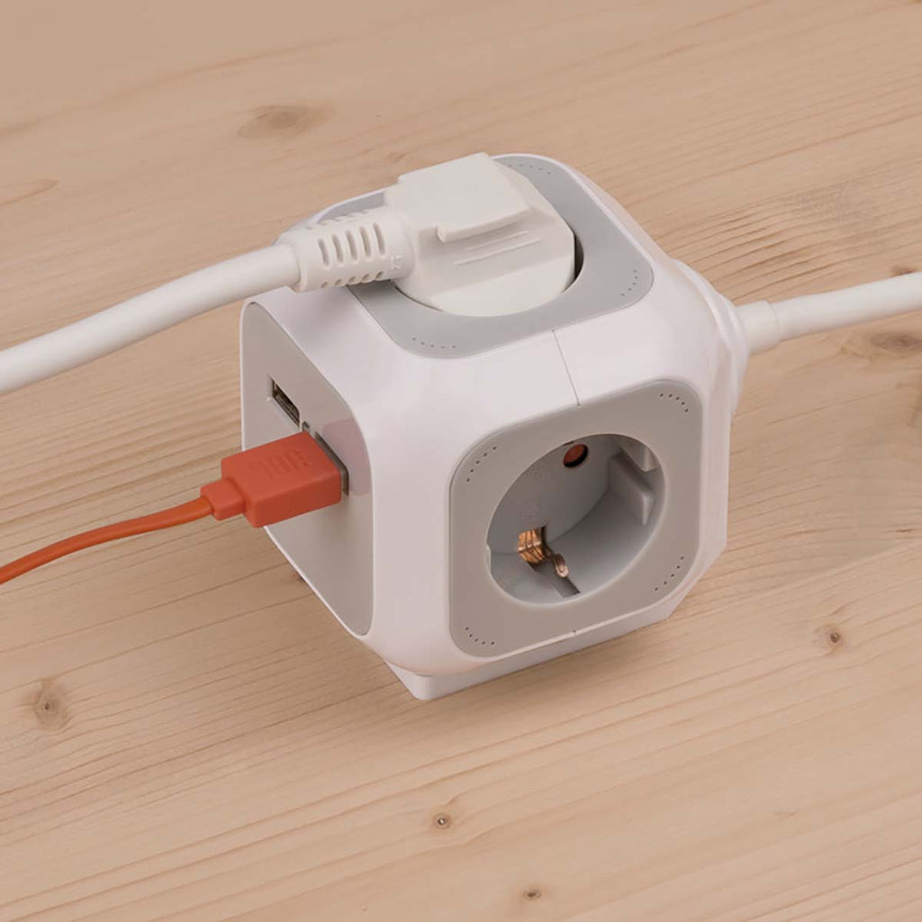 ALEA-Power elosztó USB/dugós blokkal (4 irányú dugaszolóaljzat, 2x USB töltő és 1,40 m-es kábel)