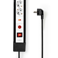 Surge Protected Extension Socket | 4 utas | Schuko / F típus (CEE 7/7) | Túlfeszültség védelem: 13.500 A | 3.00 m | 3500 W | 16 A | Földelés típusa: Oldal Érzékelő | 230 V ~ 50/60 Hz | Aljzat szög: 45 ° | H05VV-F 3G1.5mm² | Integrált kapcsoló | Fekete/Feh