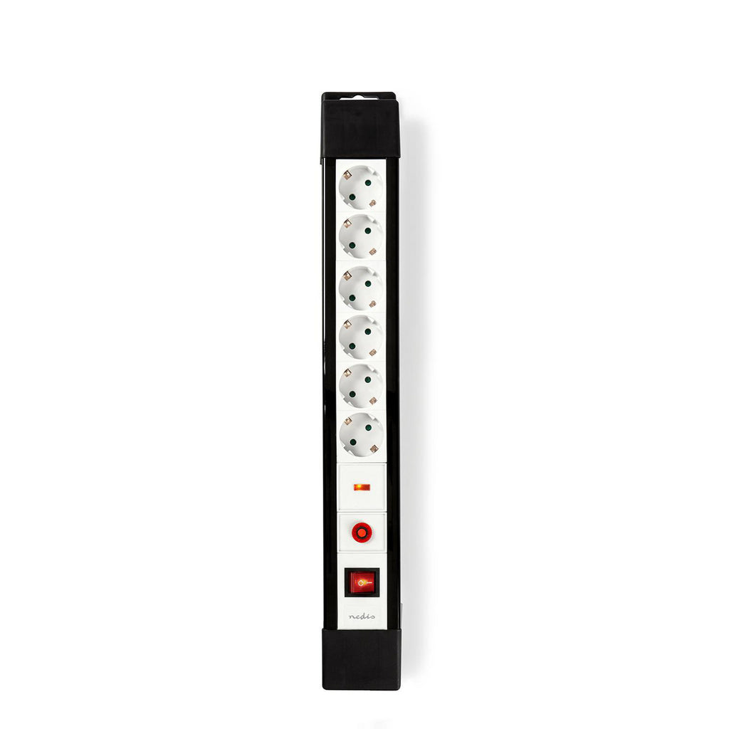 Surge Protected Extension Socket | 6 utas | Schuko / F típus (CEE 7/7) | Túlfeszültség védelem: 13.500 A | 3.00 m | 3500 W | 16 A | Földelés típusa: Schuko | 230 V ~ 50/60 Hz | Aljzat szög: 45 ° | H05VV-F 3G1.5mm² | Integrált kapcsoló | Fekete/Fehér
