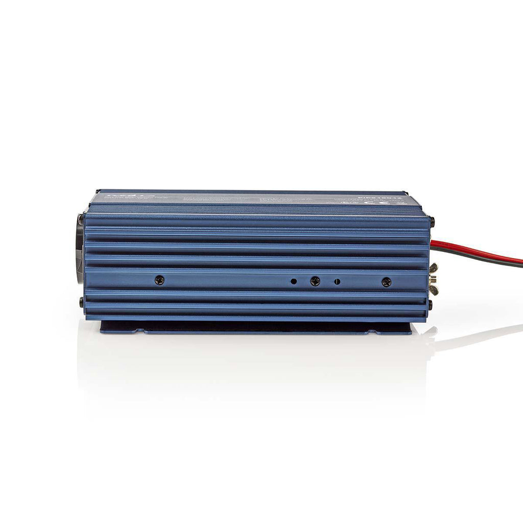 Inverter tiszta szinuszos | Bemeneti feszültség: 12 V DC | Eszköz táp kimeneti csatlaakozó(k): 1 | 230 V AC 50 Hz | 150 W | Kimenő csúcs teljesítmény: 300 W | Aljzat típusa: F (CEE 7/3) | Szivargyújtó Csatlakozó | Tiszta Szinusz Hullám | Biztosíték | Kék
