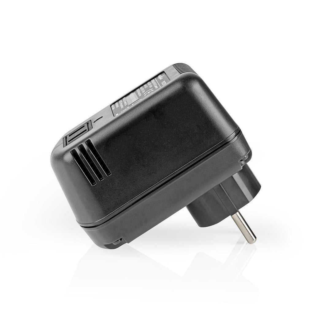 Áramátalakító | 230 V AC - 110V AC | 45 W | Földeletlen USA Kimenet